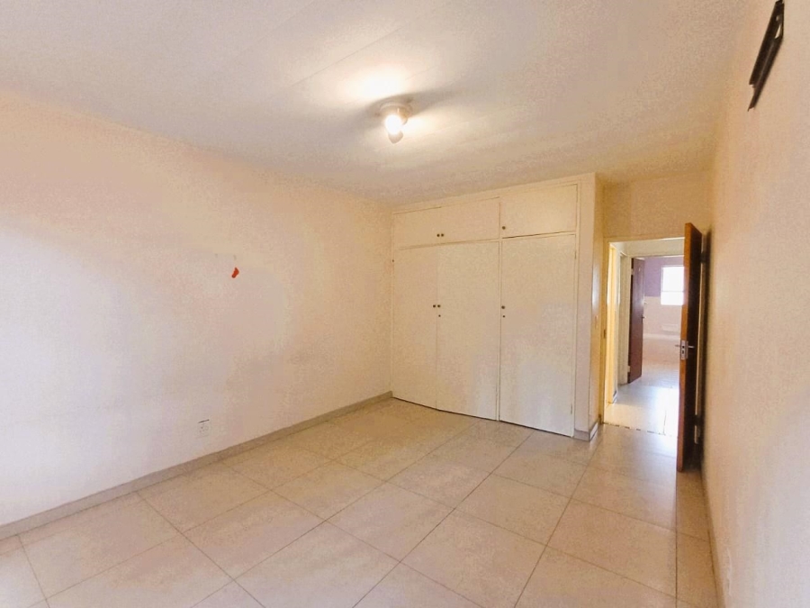 To Let 2 Bedroom Property for Rent in Ferndale Gauteng