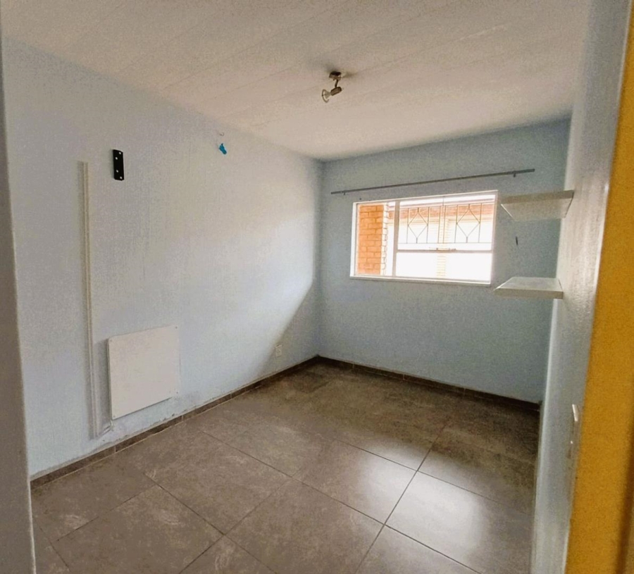 To Let 2 Bedroom Property for Rent in Ferndale Gauteng