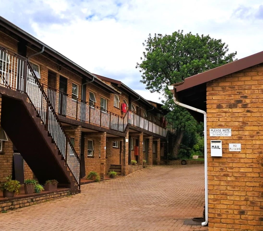 To Let 2 Bedroom Property for Rent in Ferndale Gauteng