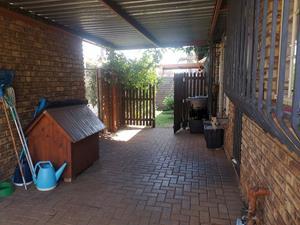 3 Bedroom Property for Sale in Annlin Gauteng