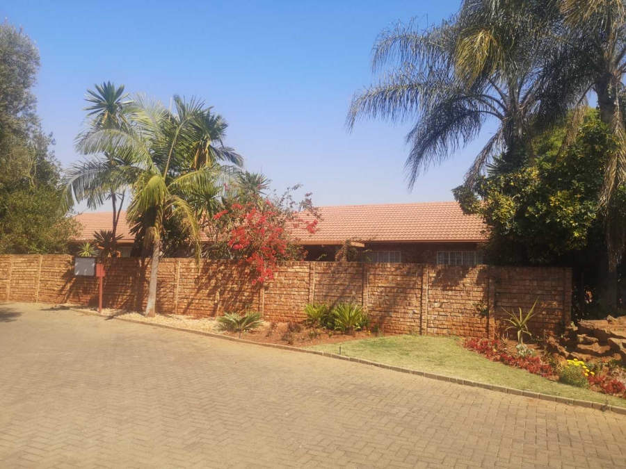 3 Bedroom Property for Sale in Annlin Gauteng