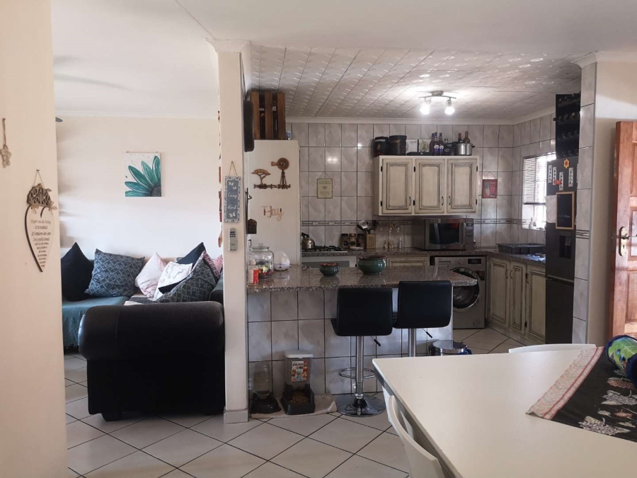 3 Bedroom Property for Sale in Annlin Gauteng