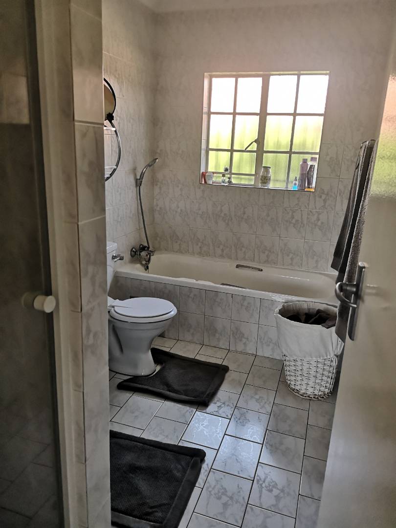 3 Bedroom Property for Sale in Annlin Gauteng
