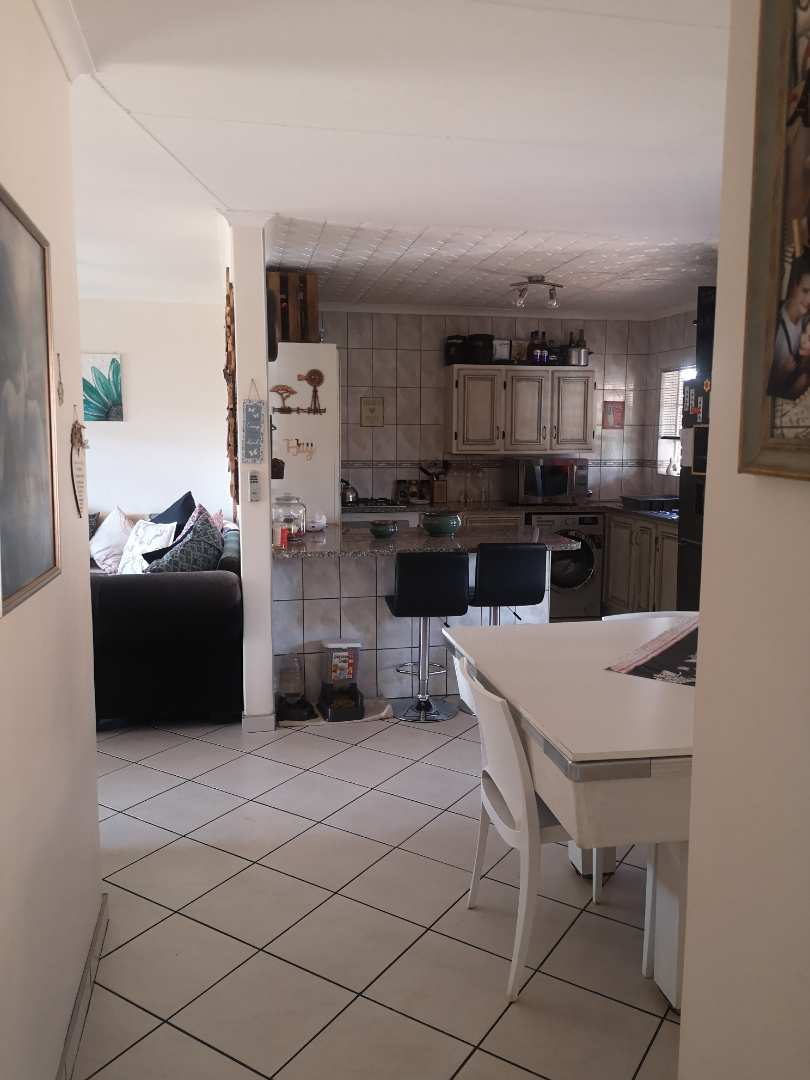 3 Bedroom Property for Sale in Annlin Gauteng