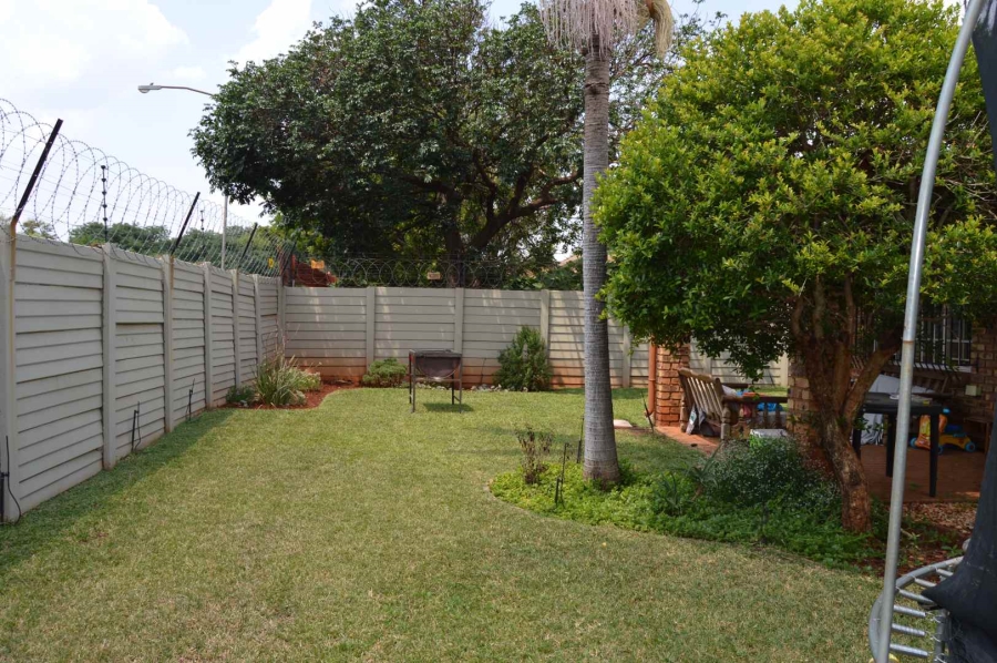 3 Bedroom Property for Sale in Annlin Gauteng