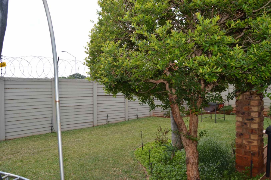 3 Bedroom Property for Sale in Annlin Gauteng