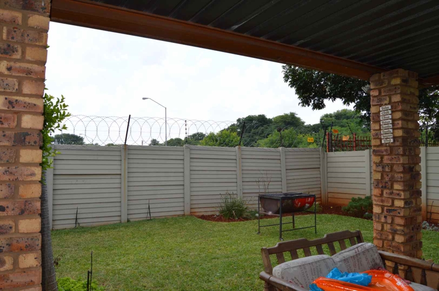 3 Bedroom Property for Sale in Annlin Gauteng