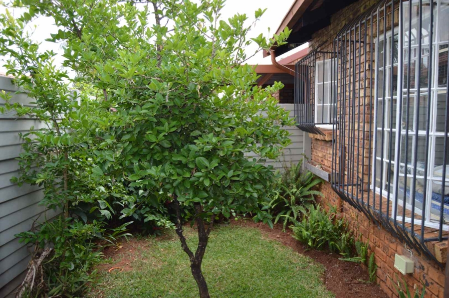 3 Bedroom Property for Sale in Annlin Gauteng