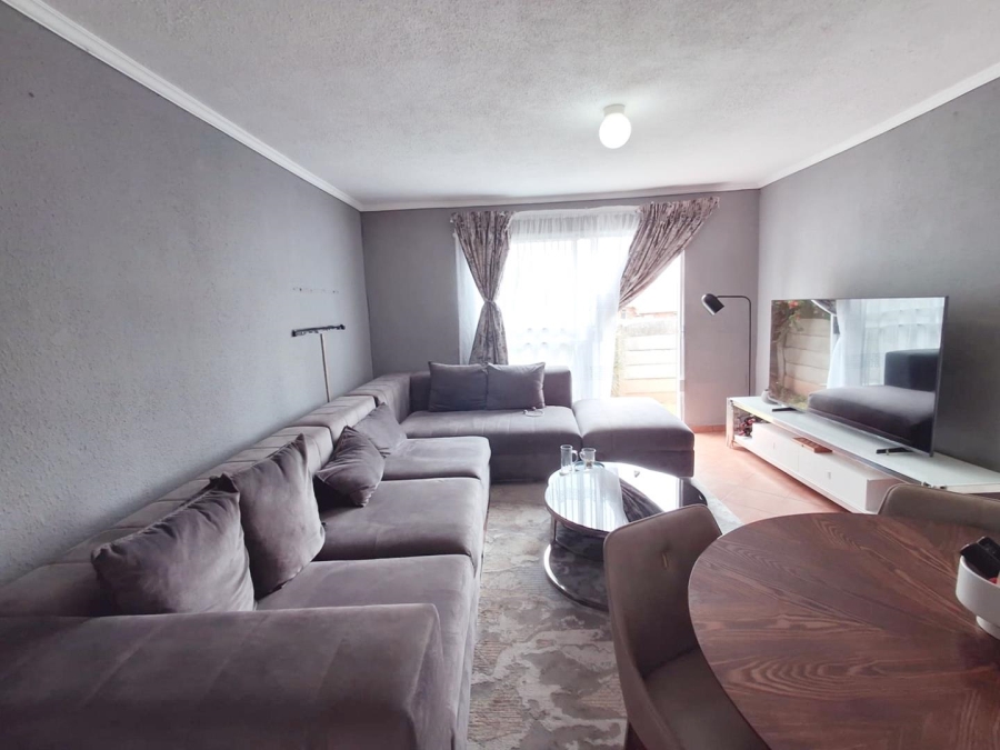 2 Bedroom Property for Sale in Birch Acres Gauteng