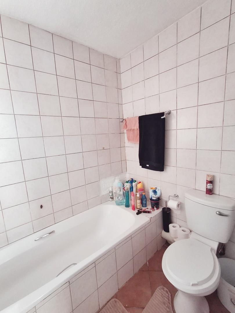 2 Bedroom Property for Sale in Birch Acres Gauteng