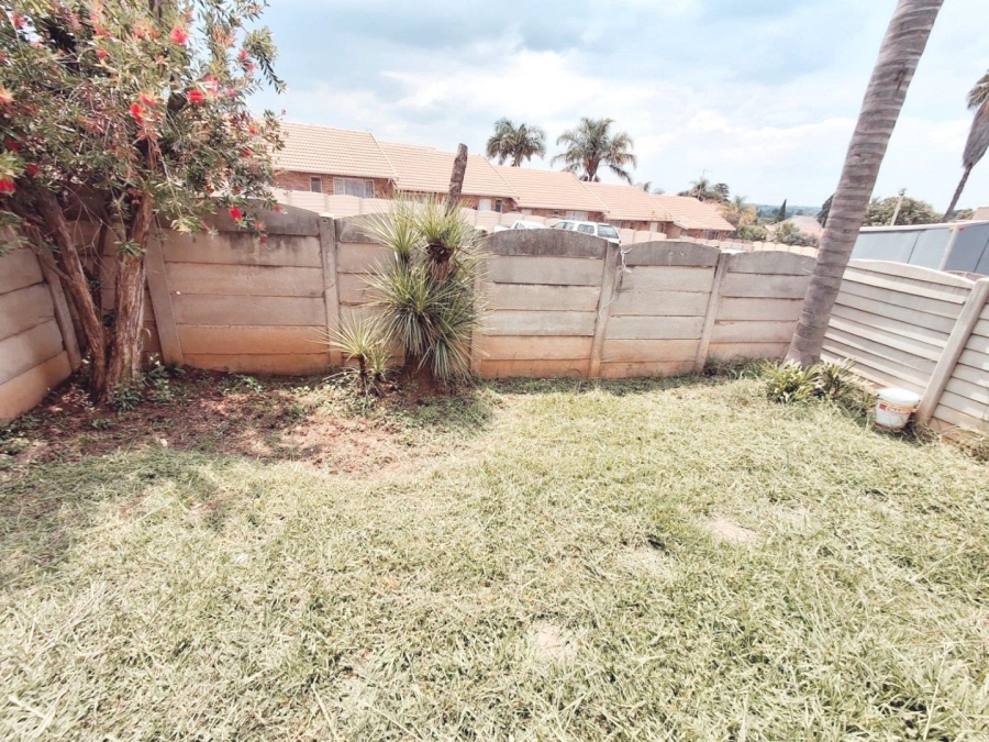 2 Bedroom Property for Sale in Birch Acres Gauteng