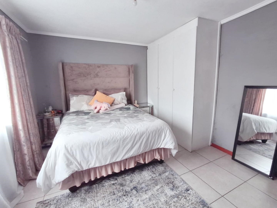 2 Bedroom Property for Sale in Birch Acres Gauteng