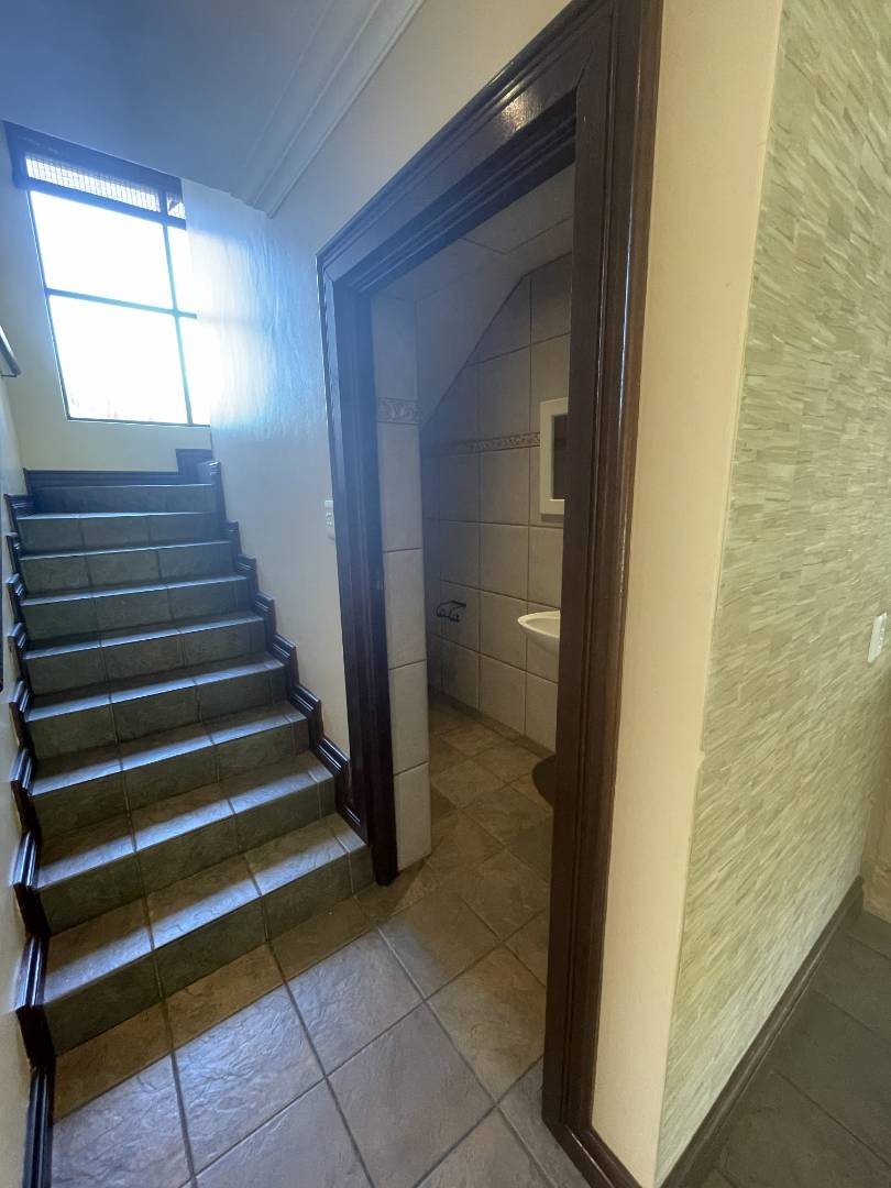 To Let 4 Bedroom Property for Rent in Woodlands Gauteng