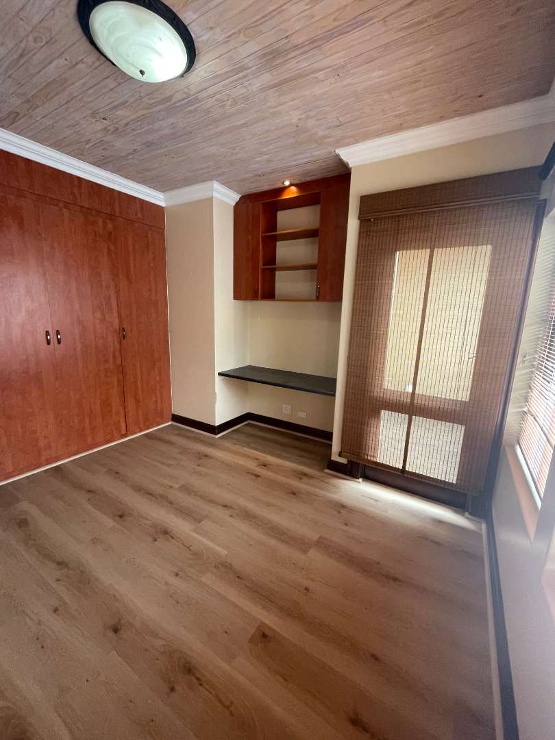 To Let 4 Bedroom Property for Rent in Woodlands Gauteng