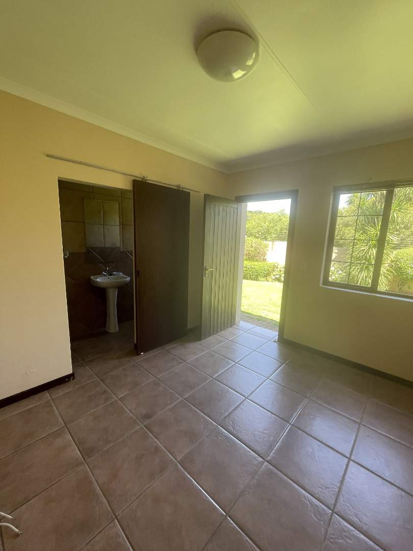 To Let 4 Bedroom Property for Rent in Woodlands Gauteng