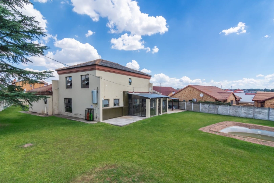 4 Bedroom Property for Sale in Greenhills Gauteng