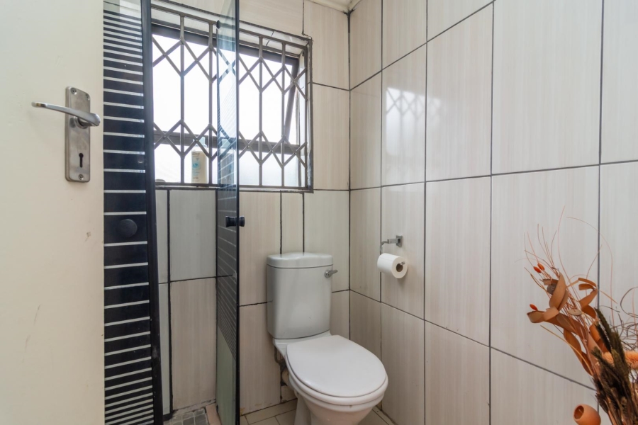 4 Bedroom Property for Sale in Greenhills Gauteng