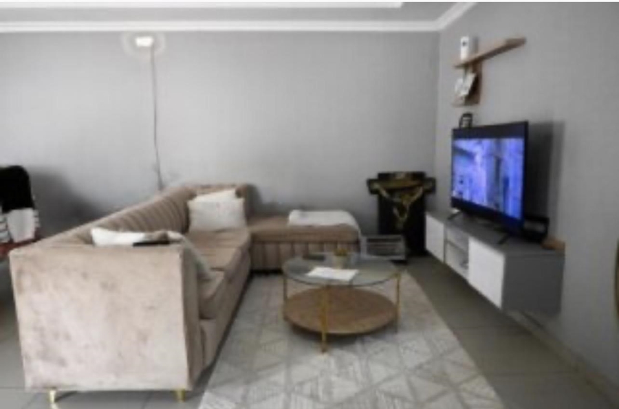 4 Bedroom Property for Sale in Lambton Gauteng