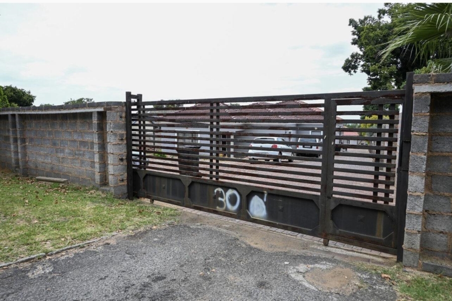4 Bedroom Property for Sale in Lambton Gauteng