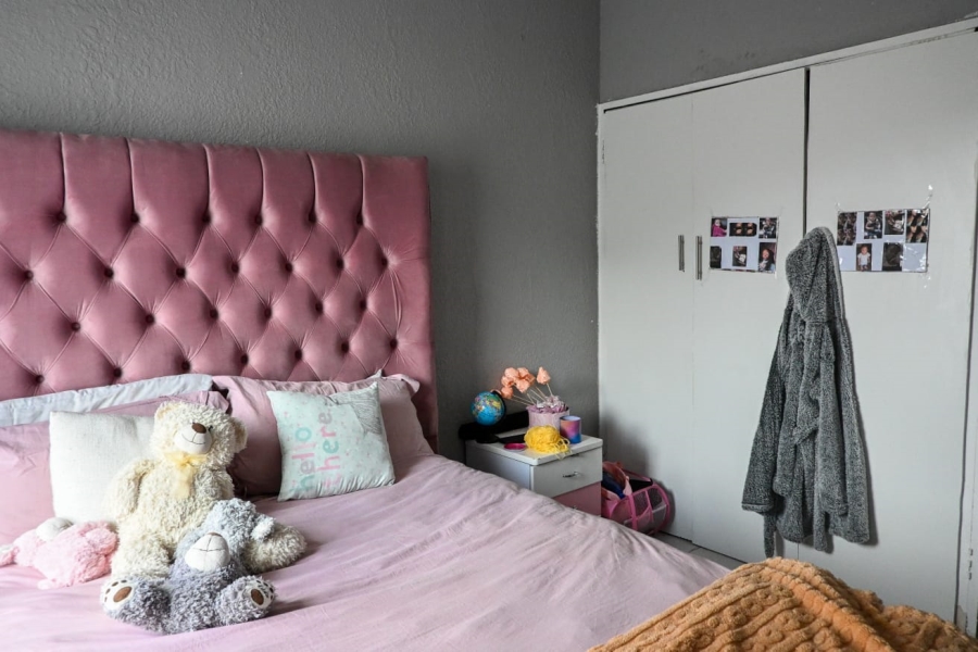 4 Bedroom Property for Sale in Lambton Gauteng