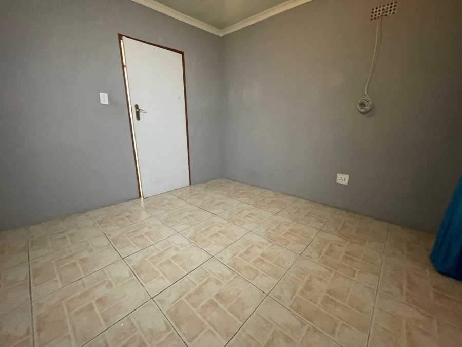 To Let 2 Bedroom Property for Rent in Homestead Gauteng