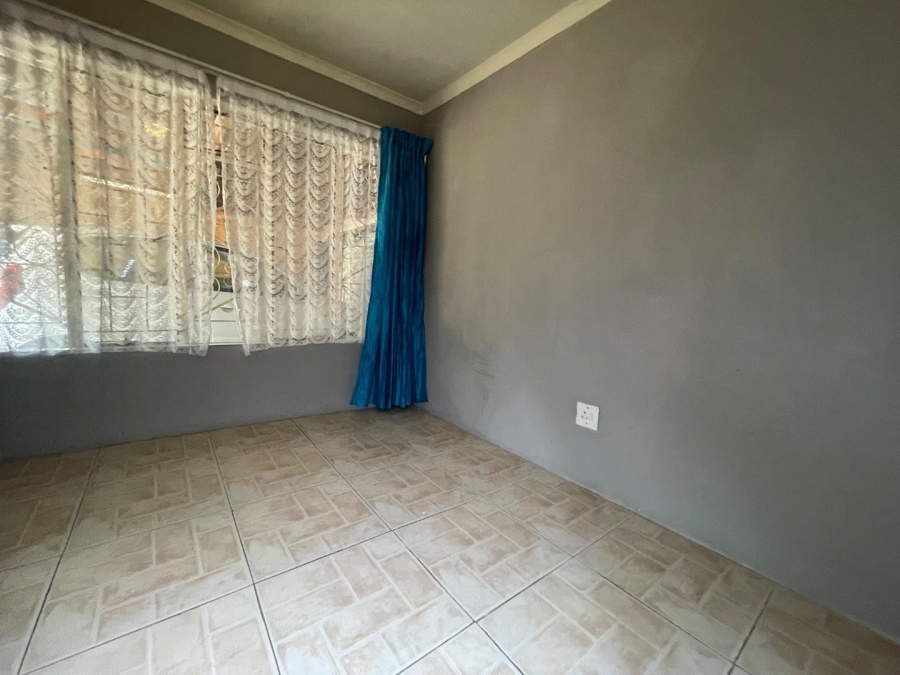 To Let 2 Bedroom Property for Rent in Homestead Gauteng