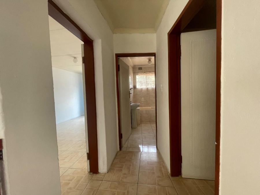 To Let 2 Bedroom Property for Rent in Homestead Gauteng