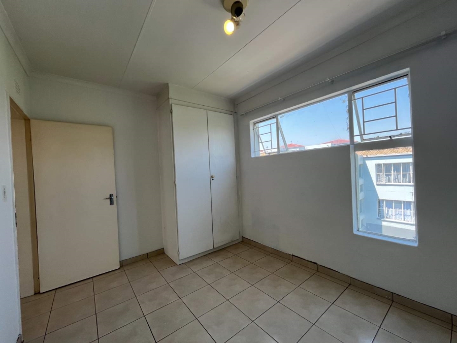 2 Bedroom Property for Sale in Discovery Gauteng