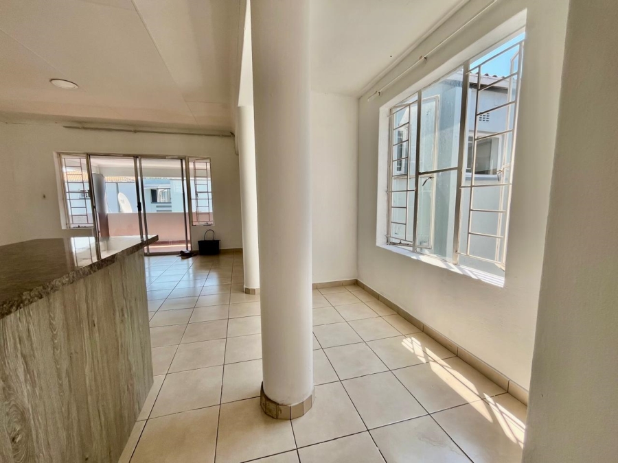2 Bedroom Property for Sale in Discovery Gauteng