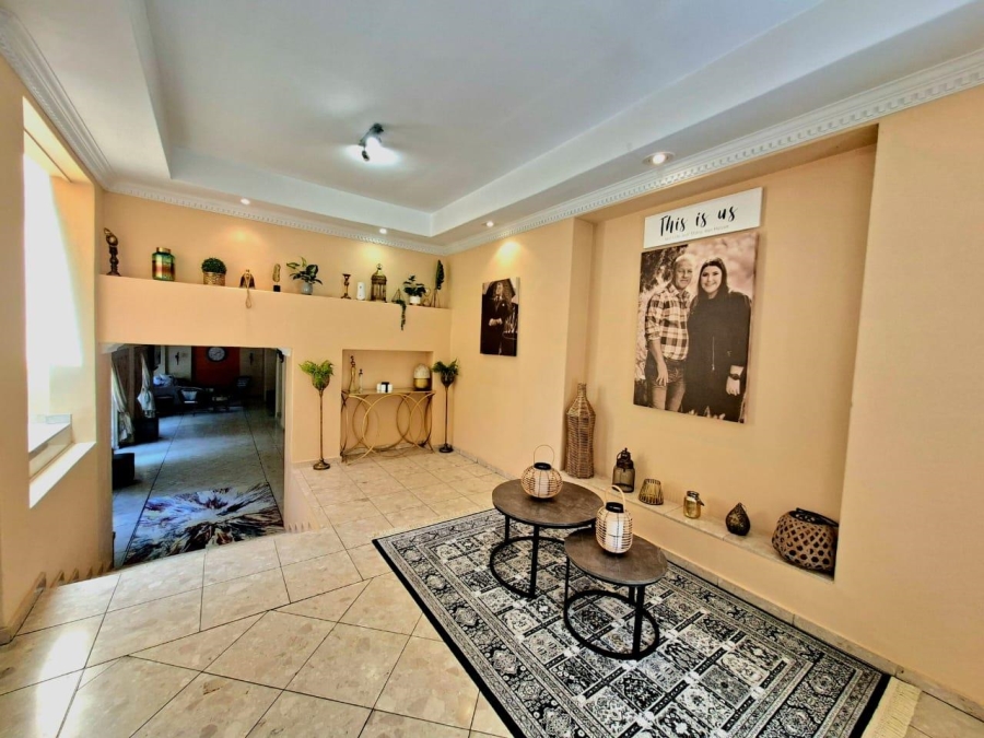 To Let 4 Bedroom Property for Rent in Edenburg Gauteng