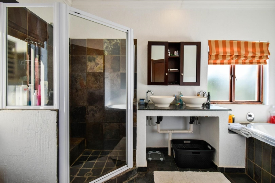 4 Bedroom Property for Sale in Equestria Gauteng