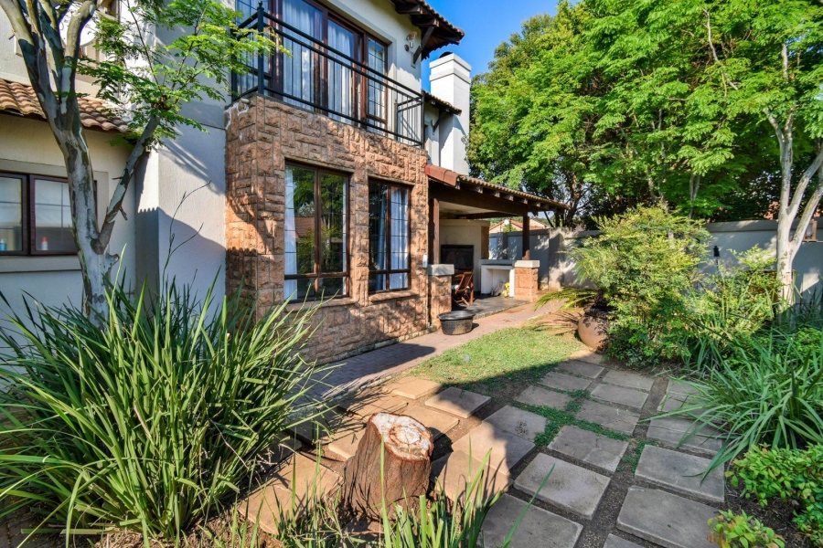 4 Bedroom Property for Sale in Equestria Gauteng