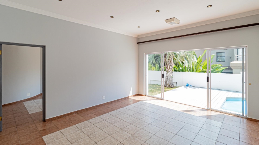 To Let 5 Bedroom Property for Rent in Dainfern Golf Estate Gauteng