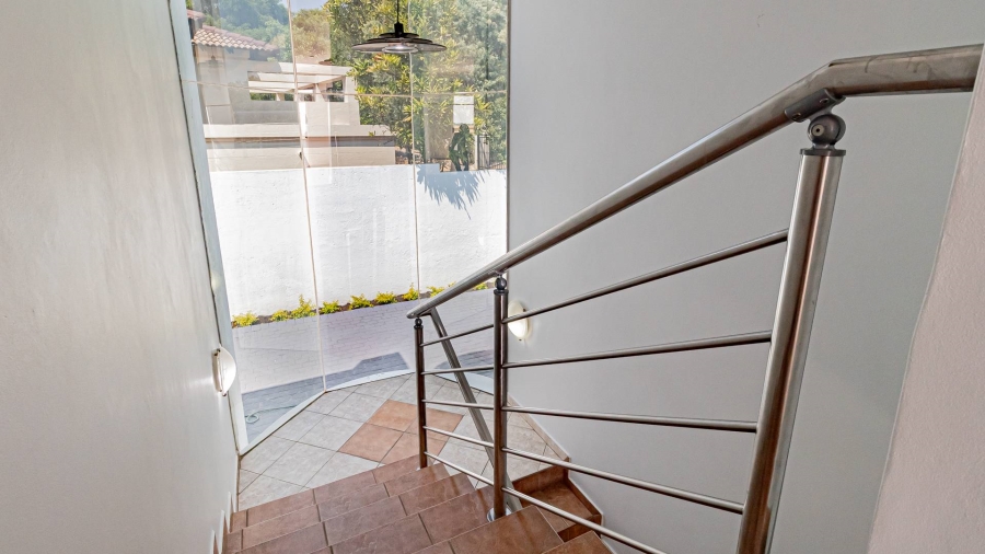 To Let 5 Bedroom Property for Rent in Dainfern Golf Estate Gauteng