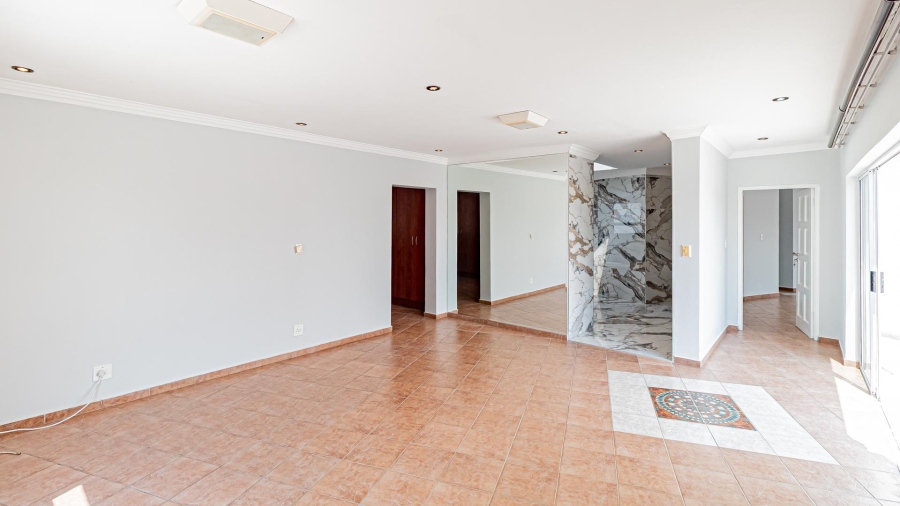 To Let 5 Bedroom Property for Rent in Dainfern Golf Estate Gauteng