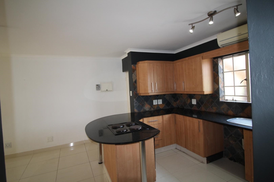 2 Bedroom Property for Sale in Halfway Gardens Gauteng