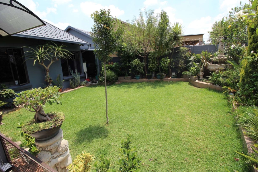 3 Bedroom Property for Sale in Halfway Gardens Gauteng