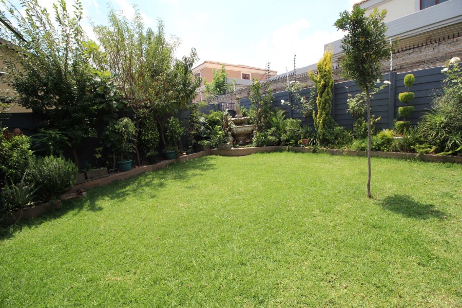 3 Bedroom Property for Sale in Halfway Gardens Gauteng