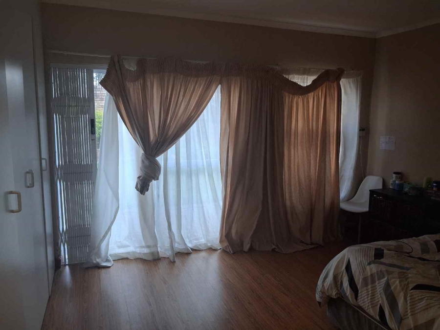 4 Bedroom Property for Sale in Monument Park Gauteng