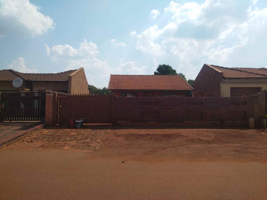 2 Bedroom Property for Sale in Soshanguve East Gauteng