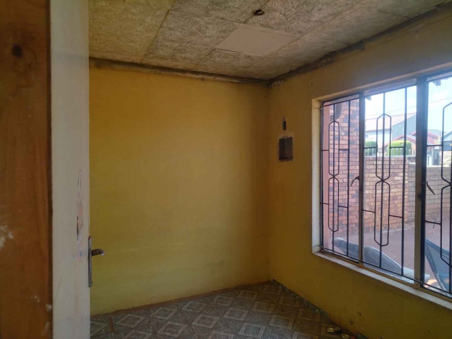 2 Bedroom Property for Sale in Soshanguve East Gauteng