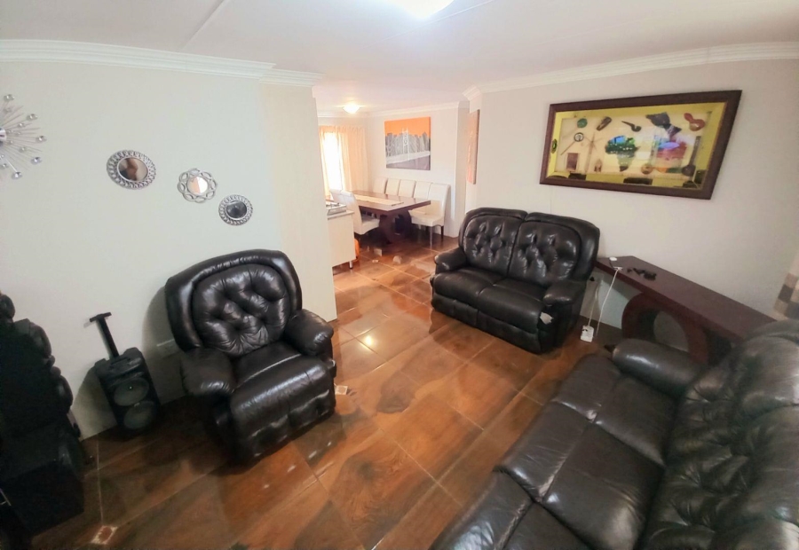 3 Bedroom Property for Sale in Soshanguve VV Gauteng