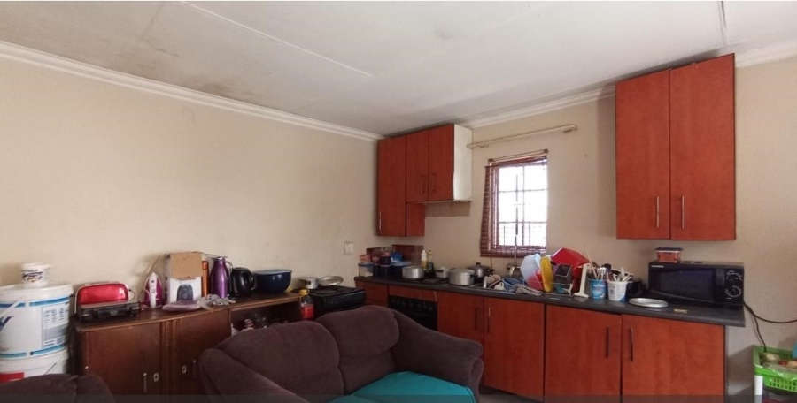 2 Bedroom Property for Sale in Kaalfontein Gauteng
