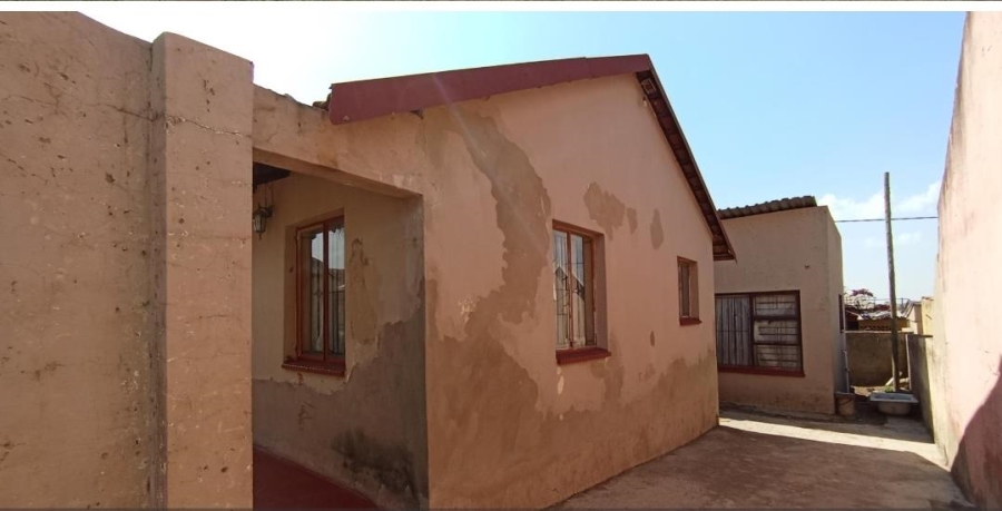2 Bedroom Property for Sale in Kaalfontein Gauteng