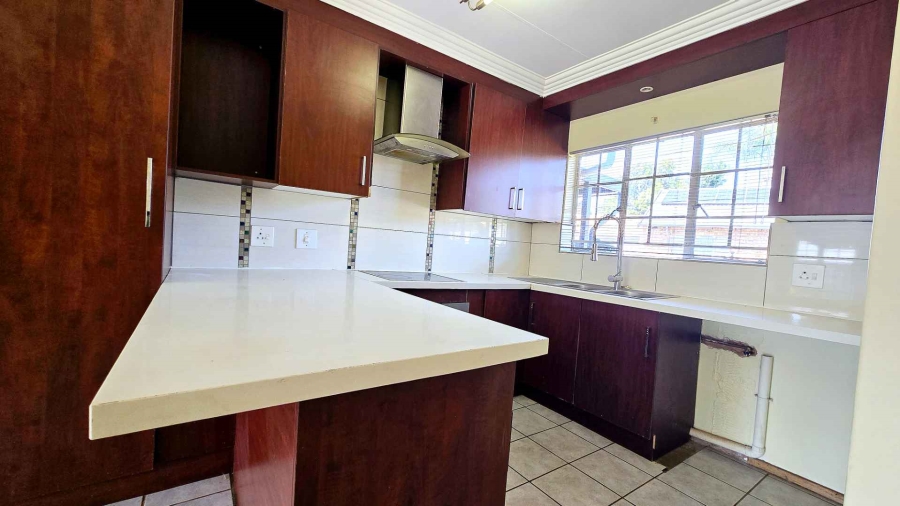 To Let 2 Bedroom Property for Rent in Doornpoort Gauteng