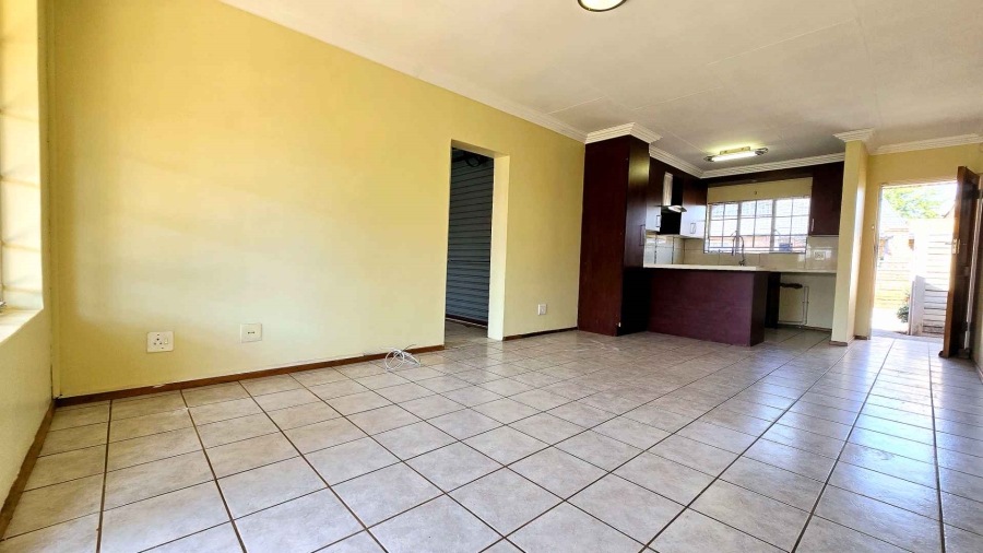 To Let 2 Bedroom Property for Rent in Doornpoort Gauteng