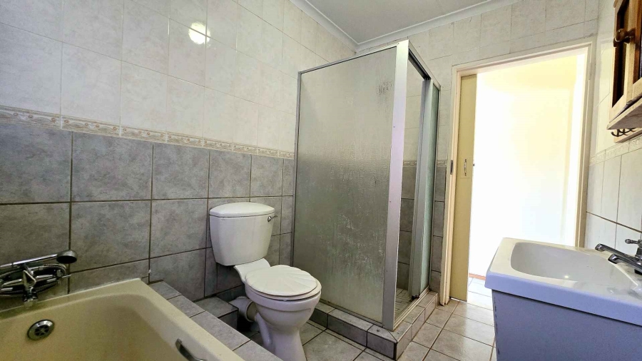 To Let 2 Bedroom Property for Rent in Doornpoort Gauteng