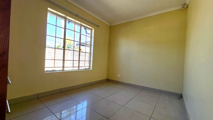 To Let 2 Bedroom Property for Rent in Doornpoort Gauteng