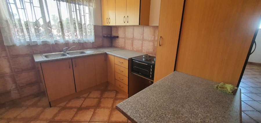 8 Bedroom Property for Sale in Mountain View Gauteng