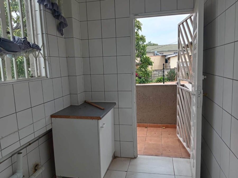 To Let 3 Bedroom Property for Rent in Cyrildene Gauteng